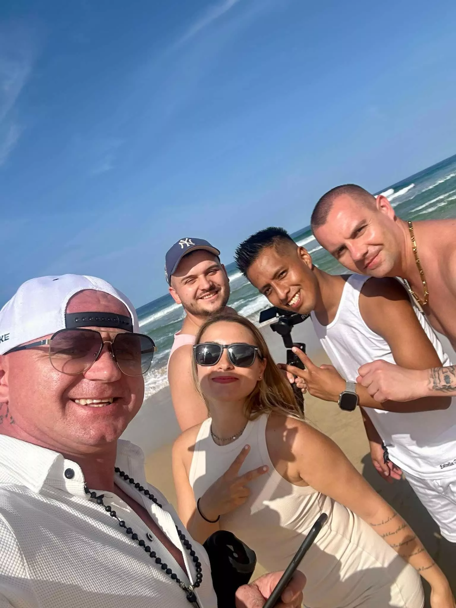 „Krystian Pudzianowski i Pudzian Band: Gorąca premiera teledysku 'Piękna'